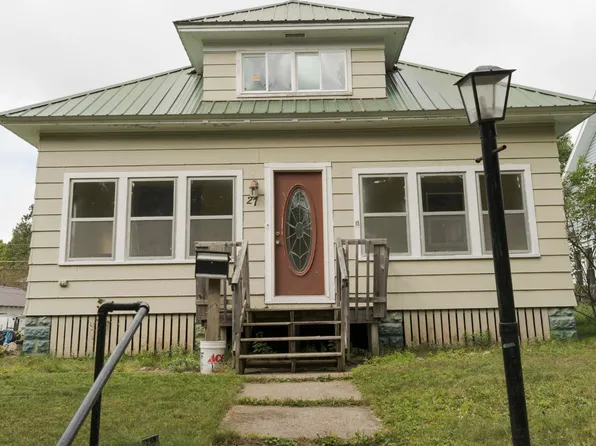 27 N 7th Ave, Iron River, MI 49935
