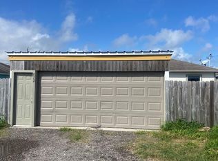 822 Military Dr, Corpus Christi, TX 78418
