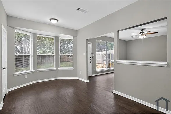 2740 Windswept Ln — Photo 15