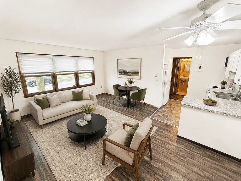 Adrian Apartments (CLO) — Photo 21