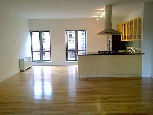 Rented by Historic Front Street Leasing | media 2