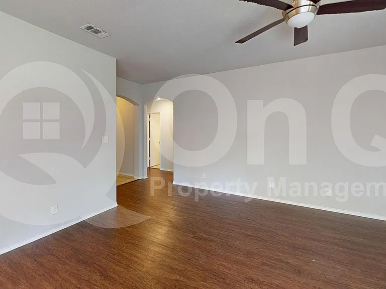 5513 Diaz Ave — Photo 7