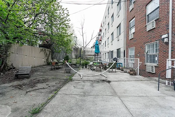 Rented by Dream Space Realty | media 15