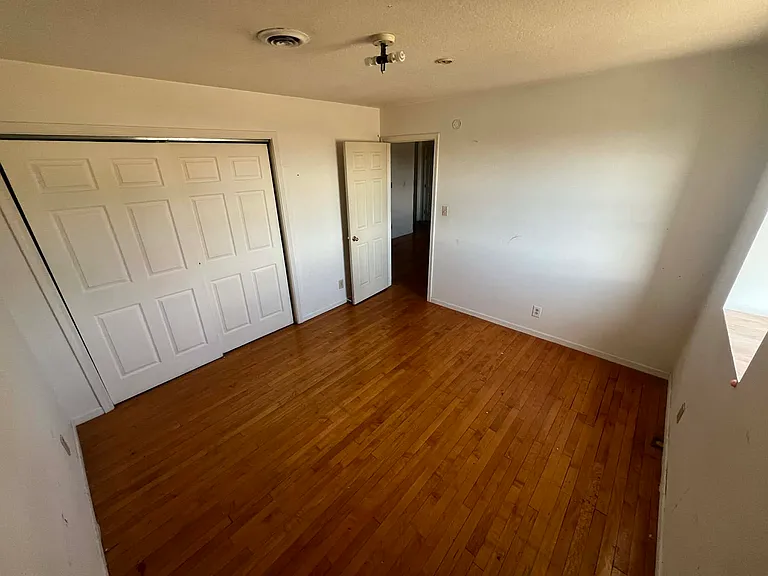 425 N Church St #301 — Photo 5