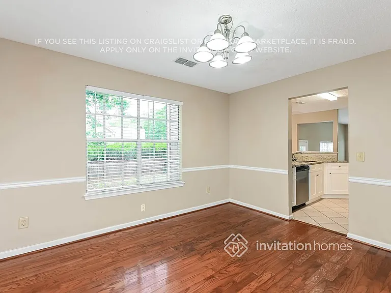 395 Oakdale Cir — Photo 5