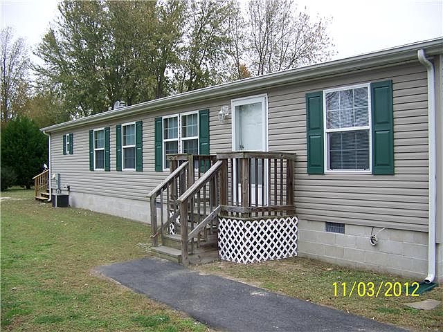 1st image of 27592 Clover Ln
