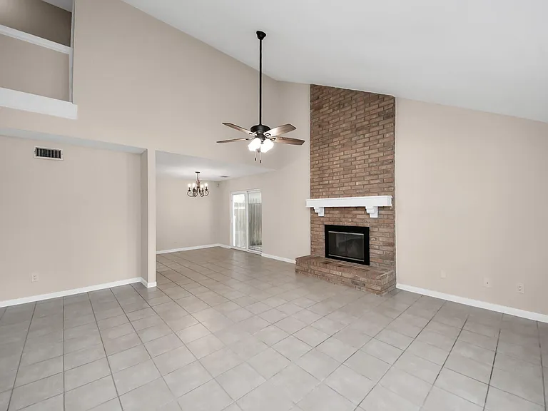 7821 Theissetta Dr #141 — Photo 14