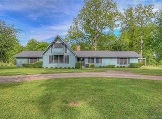 2366 Swan Lake Rd, Bossier City, LA 71111