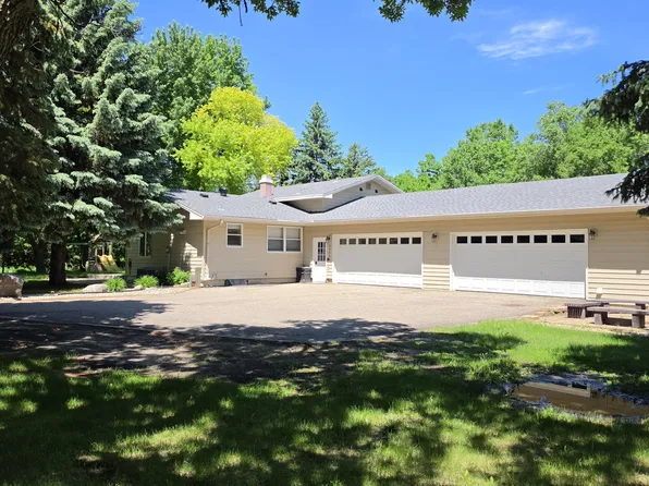 38608 129th St, Aberdeen, SD 57401