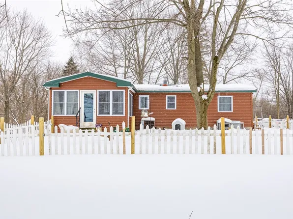 4129 Hosey Rd, Shortsville, NY 14548