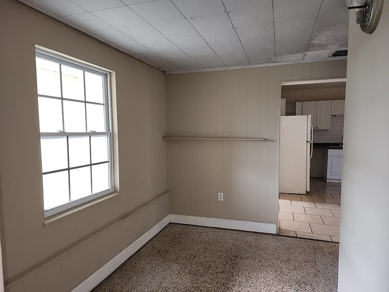 4806 Mineola St — Photo 9