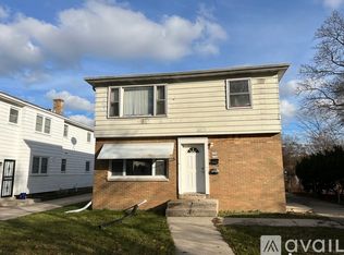 4722 N 49th St, Milwaukee, WI 53218