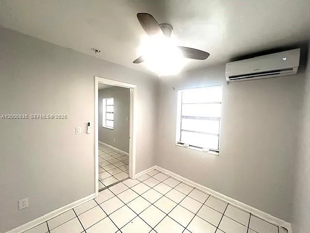 504 N 57th Ave #NORTH — Photo 21