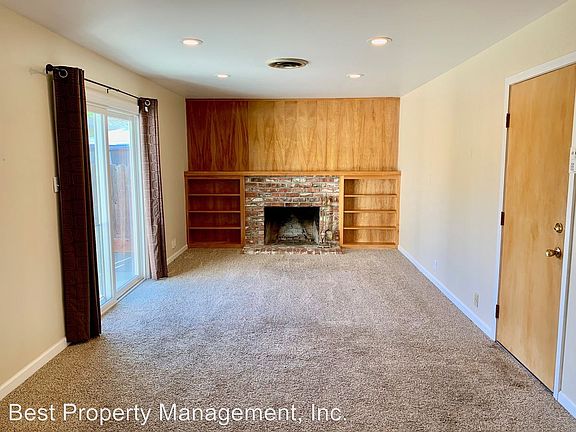 2nd image of 1547 Marshall St