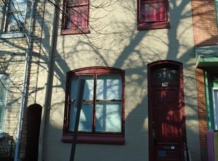 724 N 11th St FL 1, Reading, PA 19604