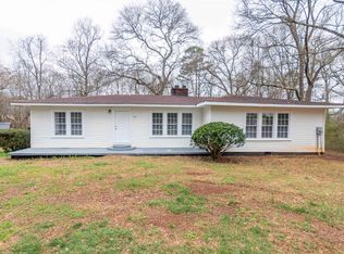 190 North St, Wellford, SC 29385