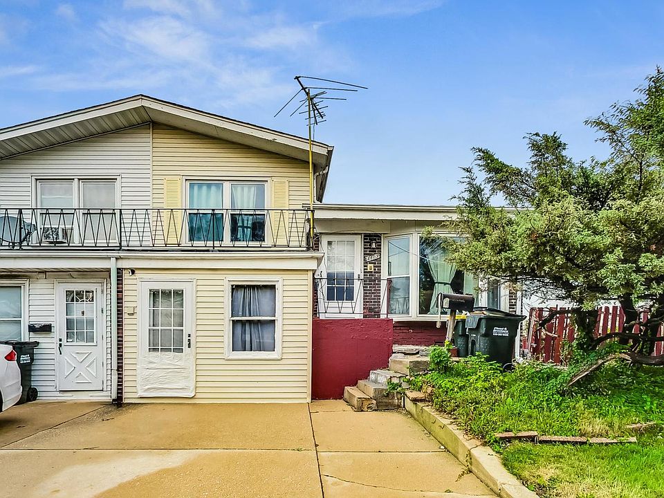 1st image of 8803 Robin Dr