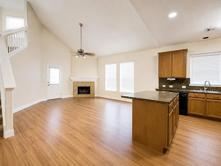 19326 Poppy Grove Ln — Photo 7