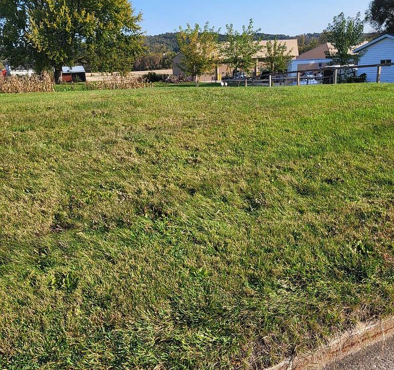 2nd image of W3868 COUNTY ROAD DE