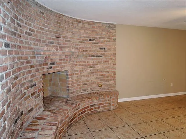 3 bed, 2.0 bath, 1475 sqft, $1,895 — Photo 4
