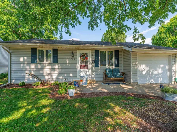 720 Palmer Ave, Lincoln, IL 62656