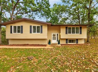 210 Westwind Dr, Waynesville, MO 65583