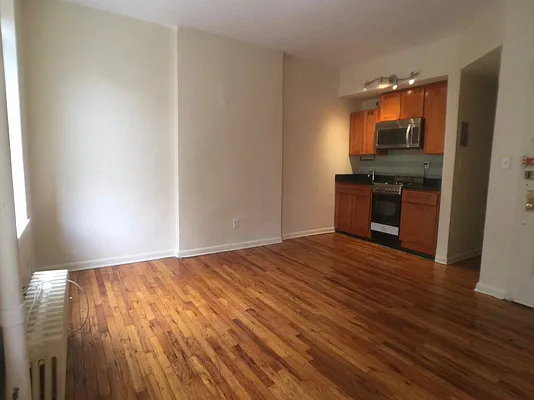 Rented by Bohemia Realty Group | media 2