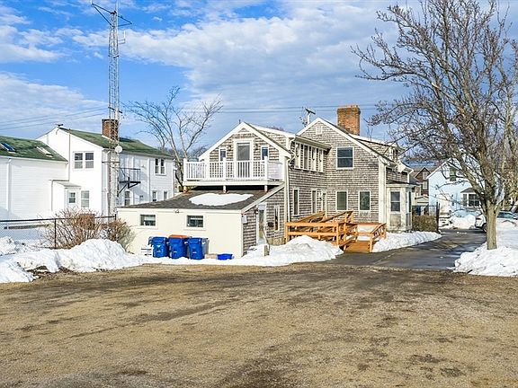 4th image of 78 Middle St