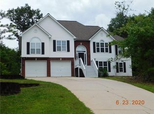 77 Indian Hills Dr, Rydal, GA 30171