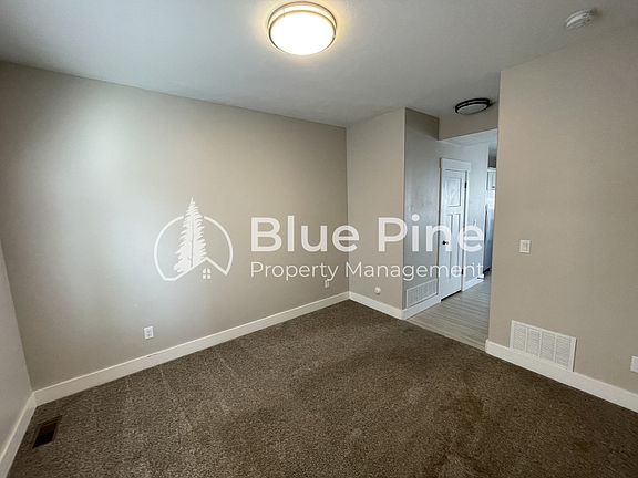 2nd image of 690 Saturn Ave #B