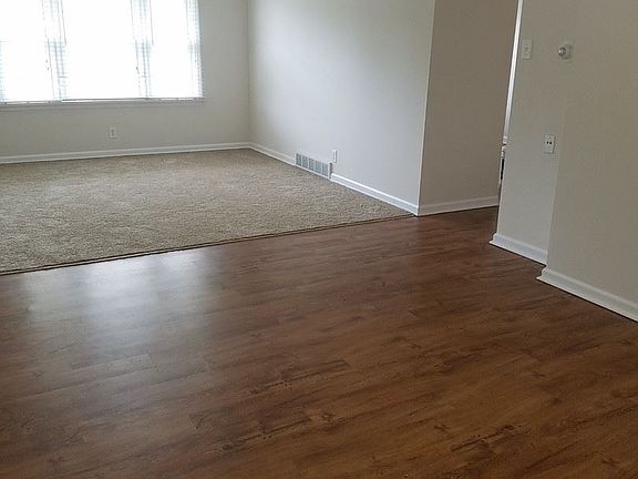 4th image of 601 Broadmoor Dr #7821613