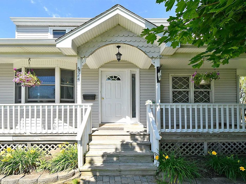 1st image of 240 Seaford Ave