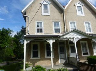 501 Bridge St, Mont Clare, PA 19453