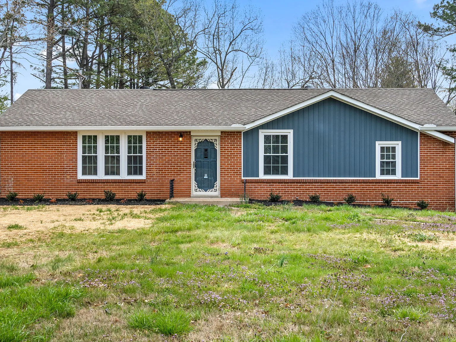 2 bed, 1.5 bath, 1825 sqft, $1,750 — Photo 1
