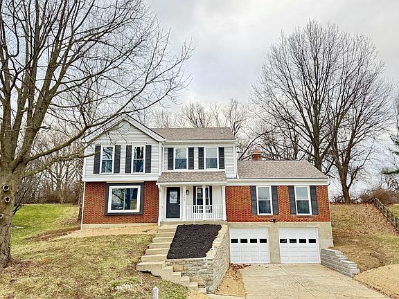 3rd image of 1568 Linden Ct