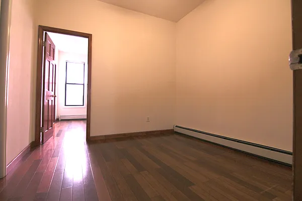 Rented by New Amsterdam Realty Group | media 13