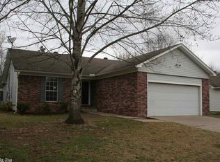 3826 Winterlake Dr, Benton, AR 72015