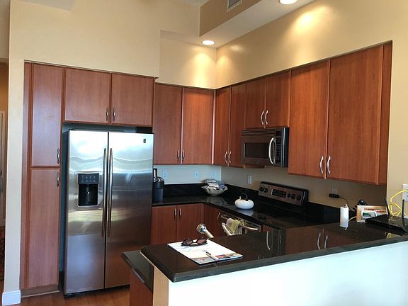 4th image of 801 S Olive Ave Unit 409