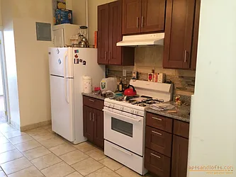 Rented by aptsandlofts.com