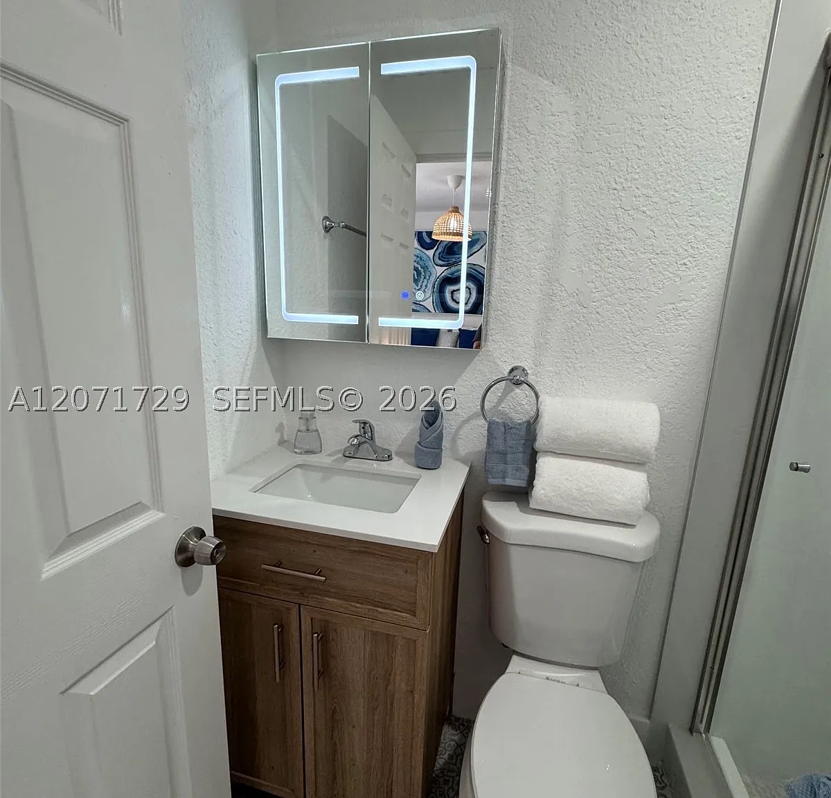 Studio, 1.0 bath, 200 sqft, $1,300 — Photo 4