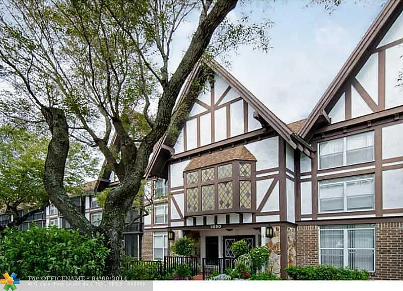 2 bed, 1260 sqft, $2,100 — Photo 4