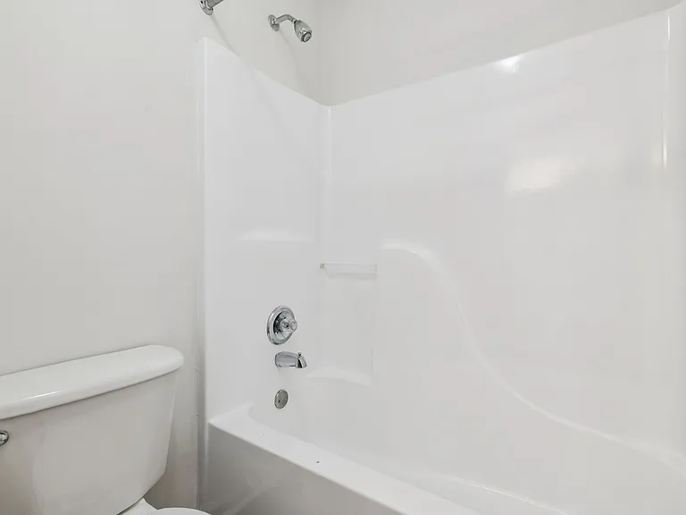 Two Bedroom B - 2 Bed / 1.5 Bath - 1,050 Sq.Ft.