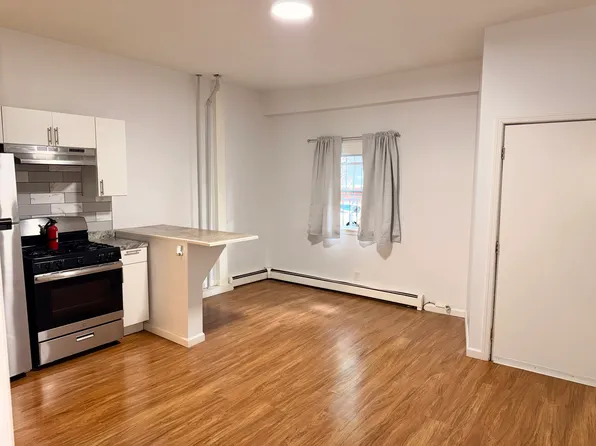 (undisclosed Address), Newark, NJ 07104
