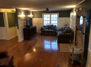 51 S Union St APT A, Cambridge, NY 12816