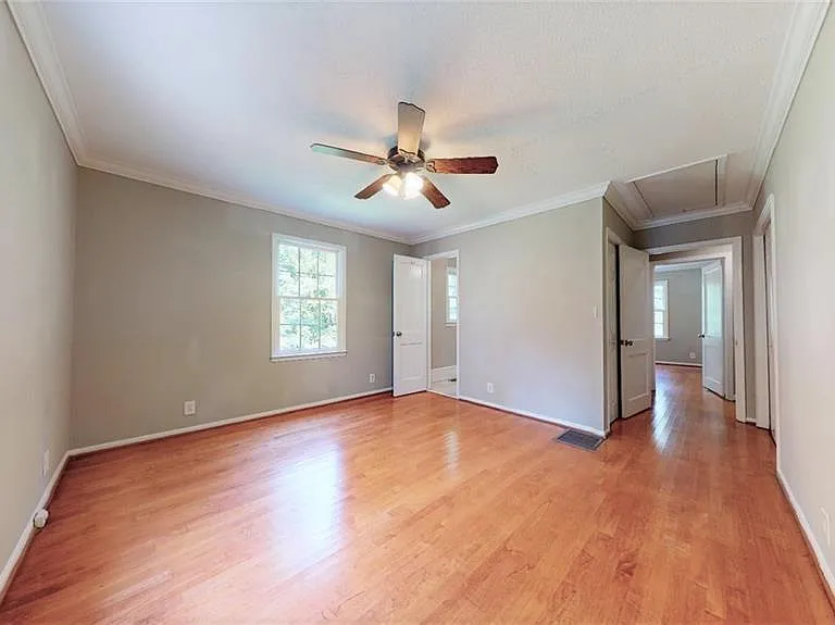 1674 Beacon Hill Blvd — Photo 12