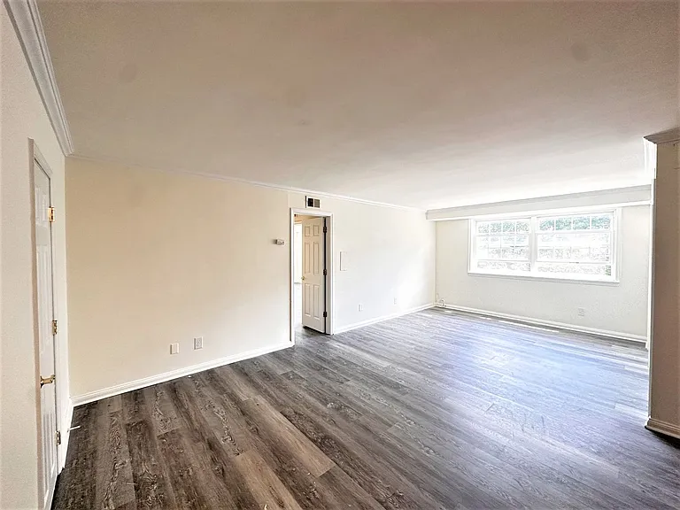 375 Cheswold Rd — Photo 24