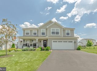 108 Winwood Ct, Pottstown, PA 19464