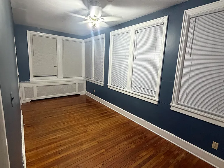 74 Union Ave — Photo 4