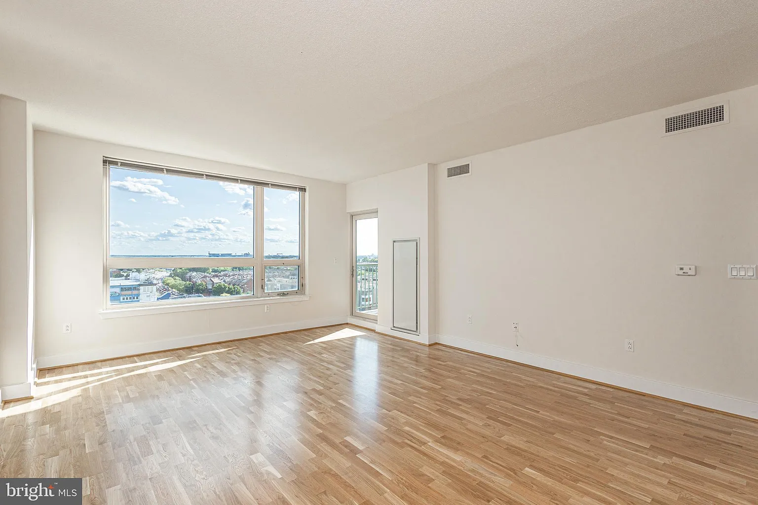 717 S Chris Columbus Blvd #Penthouse 7 photo 1