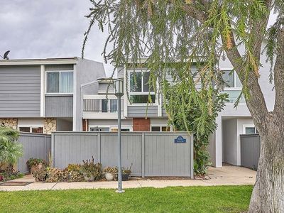 606 Rainier Way #210, Costa Mesa, CA, 92626